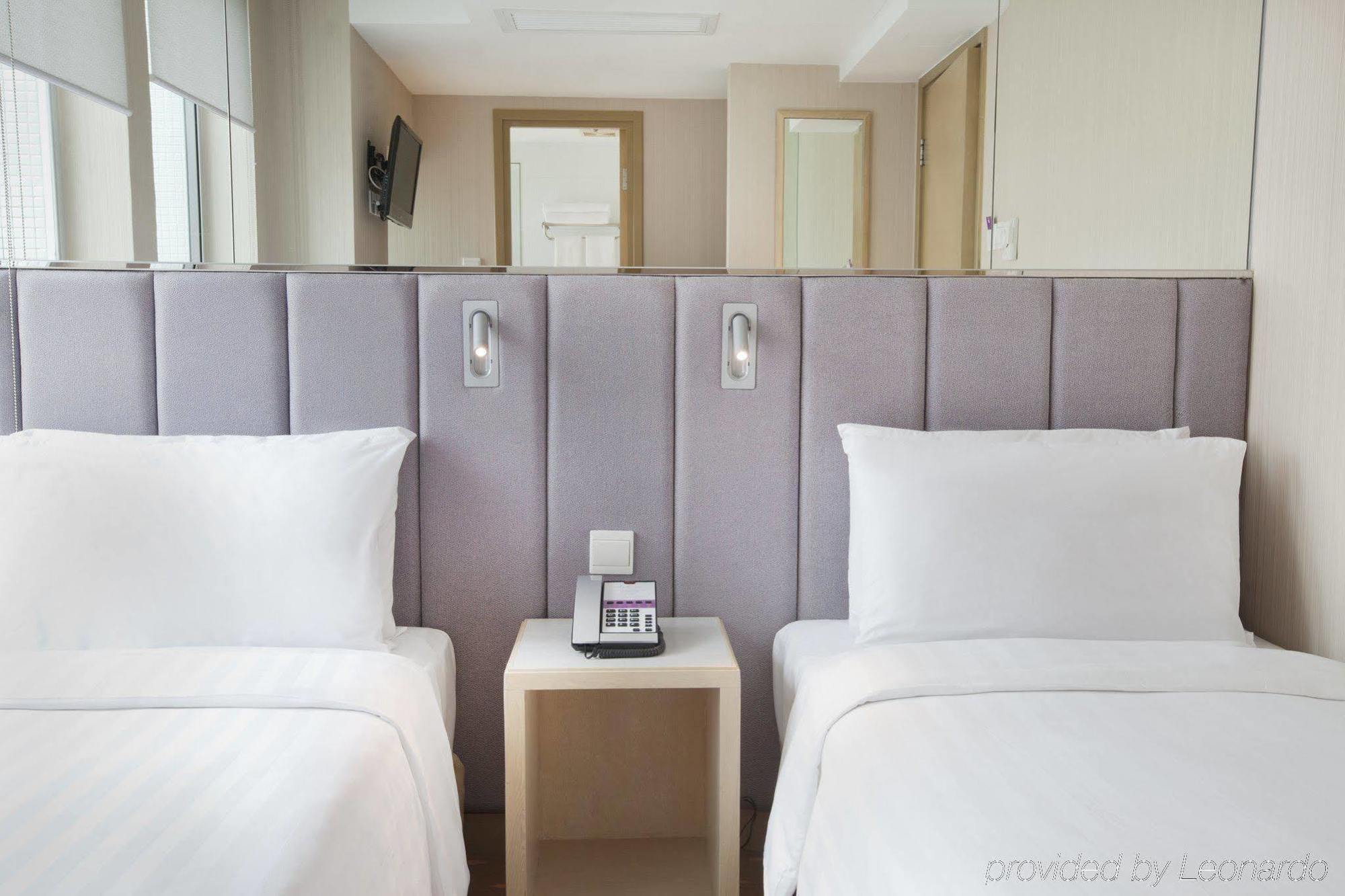 Silka Far East Hotel Hong Kong Exterior photo